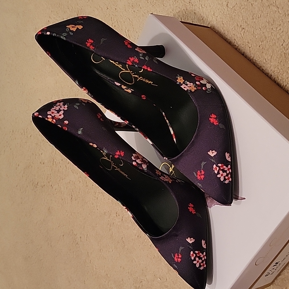 Jessica Simpson dress shoes